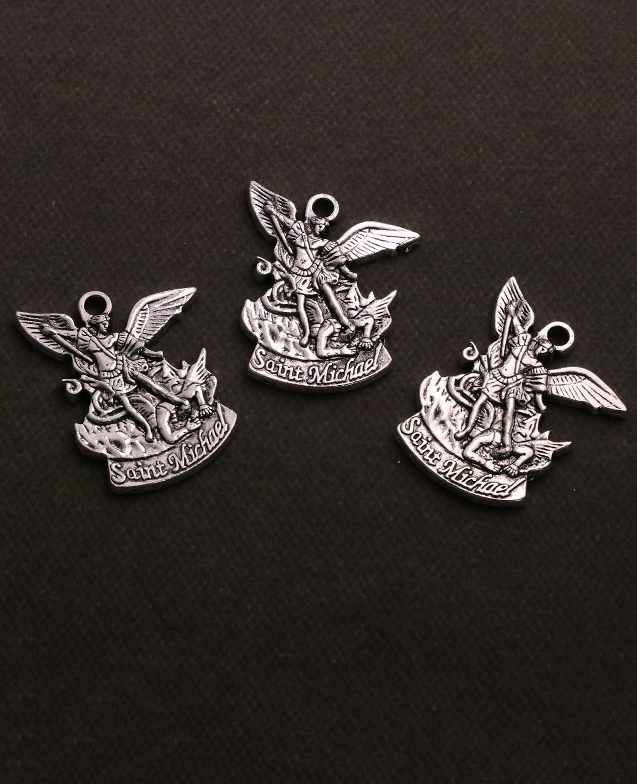 5Pcs The Archangel St.Michael  - огляд і ціна Jewelry Making Michaels