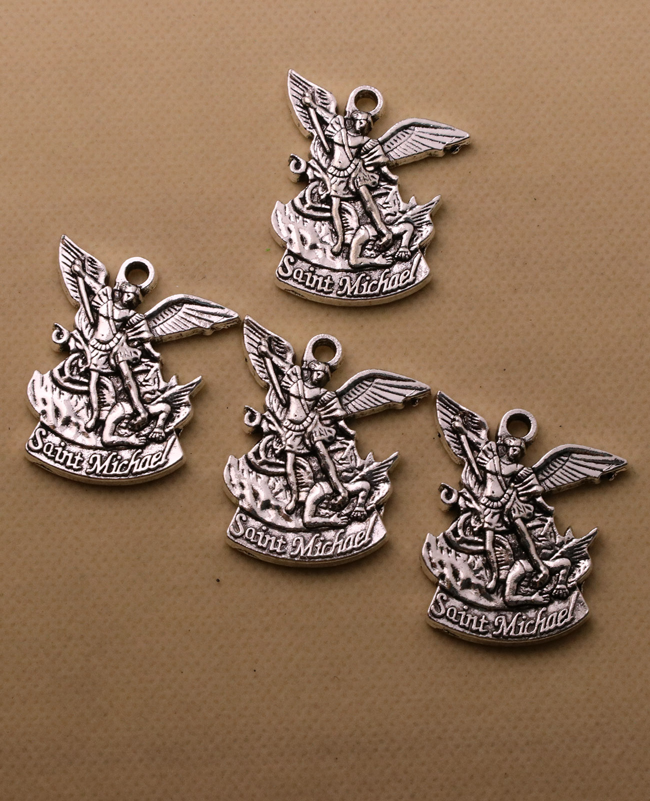 5Pcs The Archangel St.Michael  - огляд і ціна Jewelry Making Michaels
